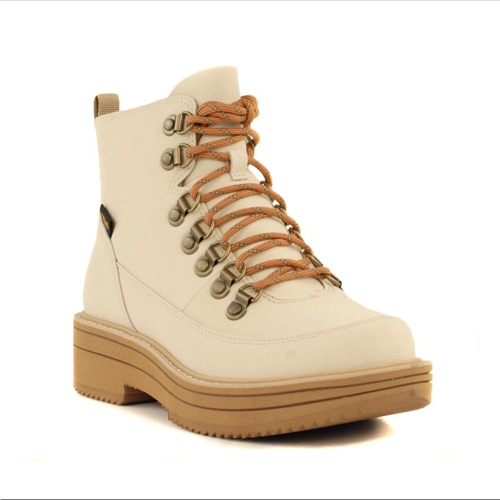 Teva | women’s midform combat boot in white swan